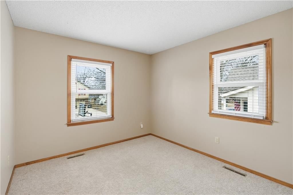 1619 SE Boone Trail — photo 5