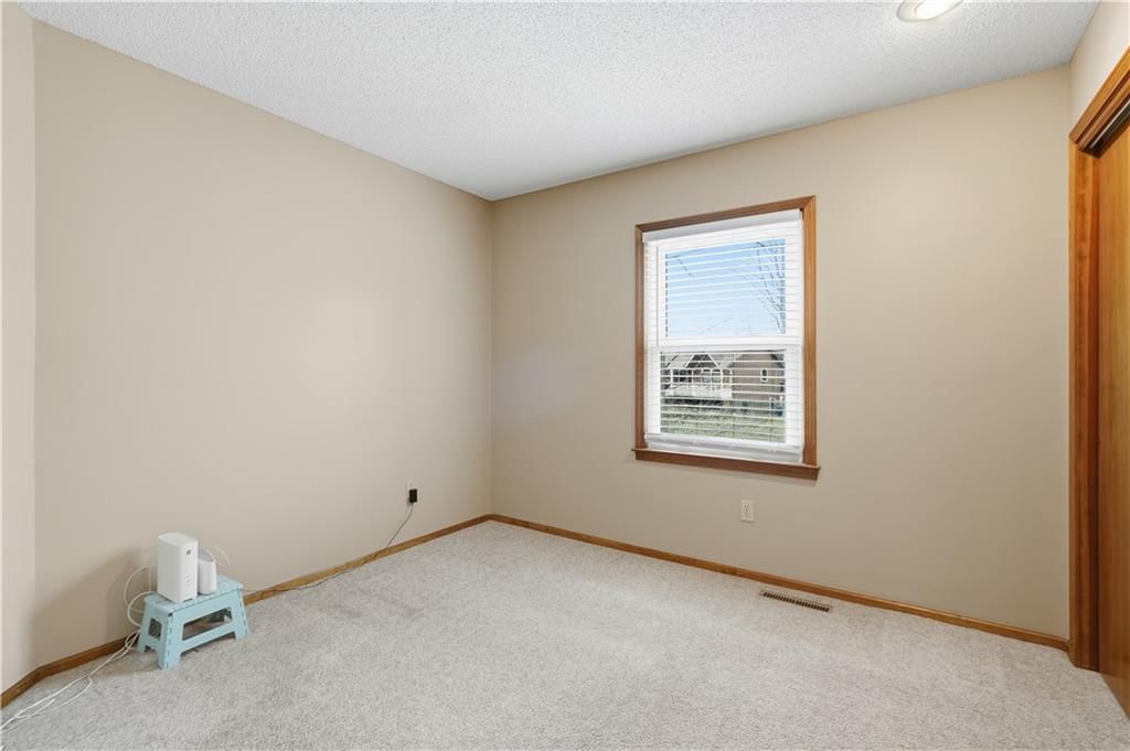 1619 SE Boone Trail — photo 9