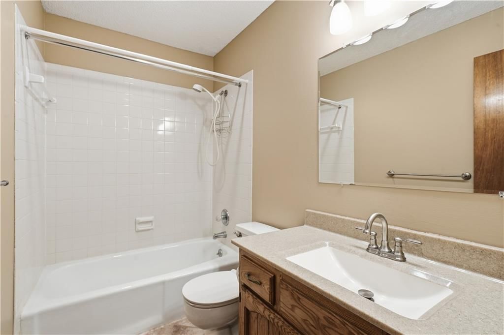 1619 SE Boone Trail — photo 10