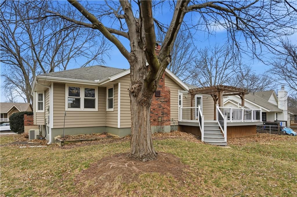 1619 SE Boone Trail — photo 29