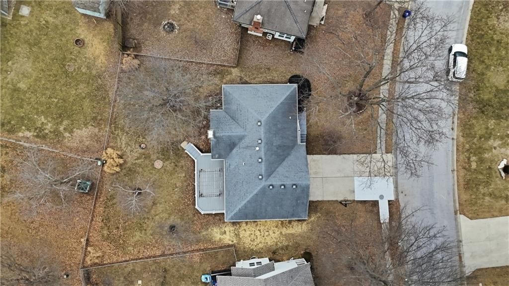 1619 SE Boone Trail — photo 32