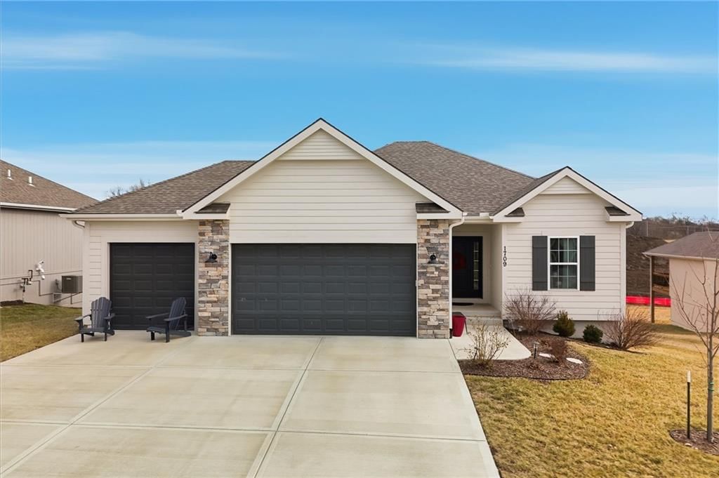 1709 COTTONWOOD CREEK Avenue, Kearney, MO