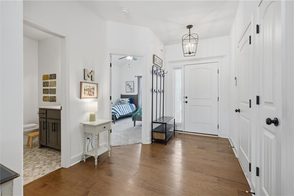 1709 COTTONWOOD CREEK Avenue — photo 20