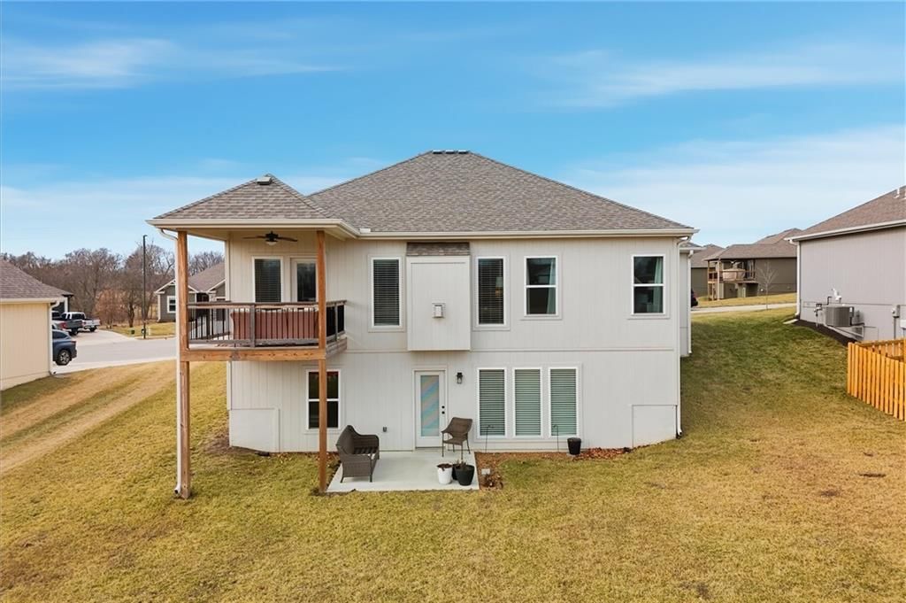 1709 COTTONWOOD CREEK Avenue — photo 38