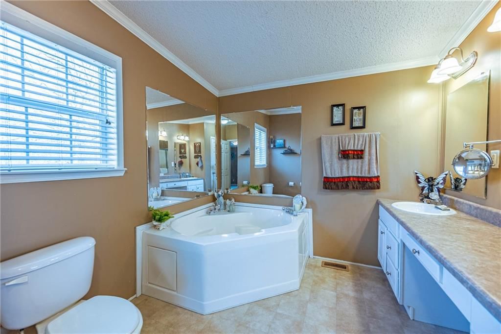 30704 Bonsai Drive — photo 14