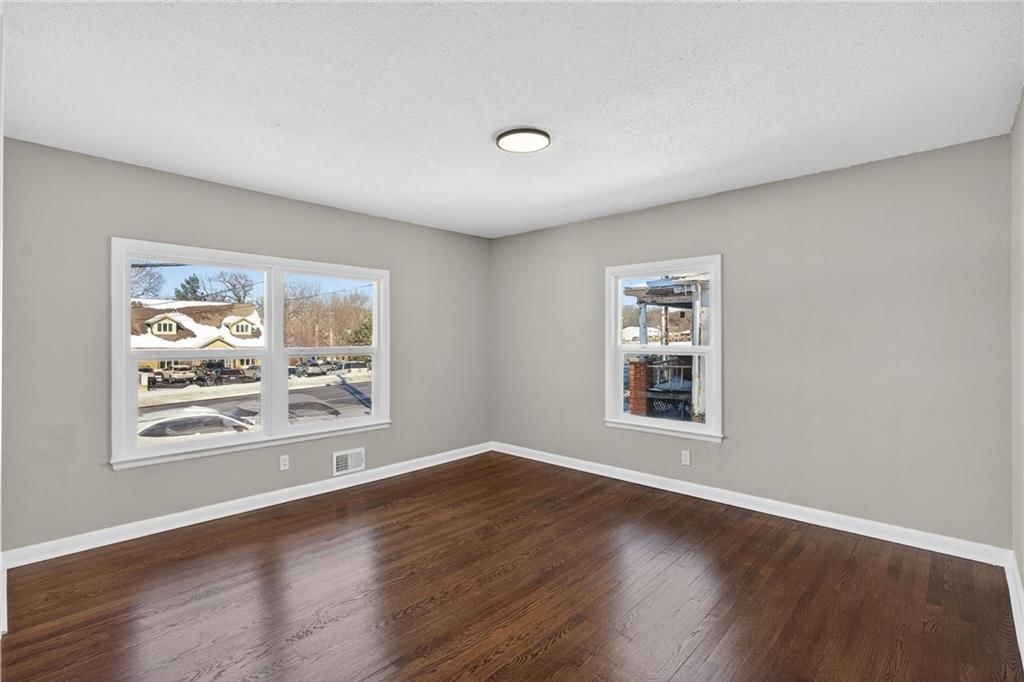611 W 23rd Street — photo 13