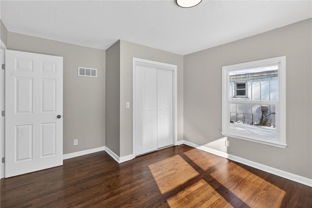 611 W 23rd Street — photo 15