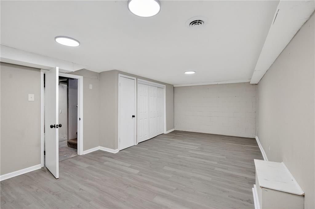 611 W 23rd Street — photo 19