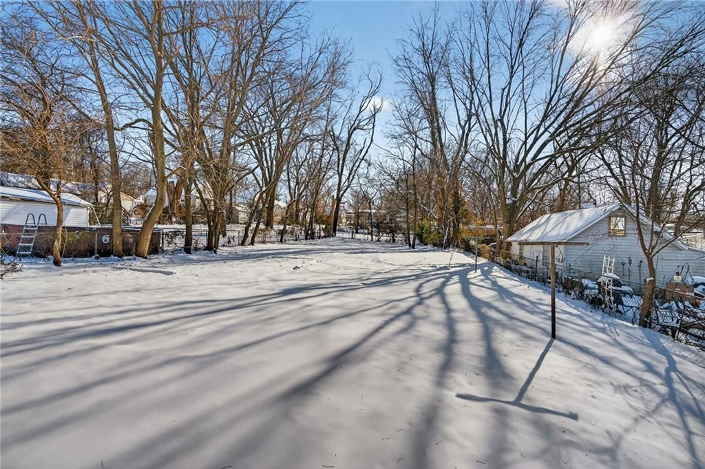 611 W 23rd Street — photo 21