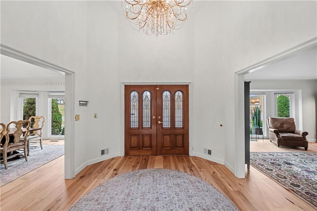 204 NW Golfview Drive — photo 3