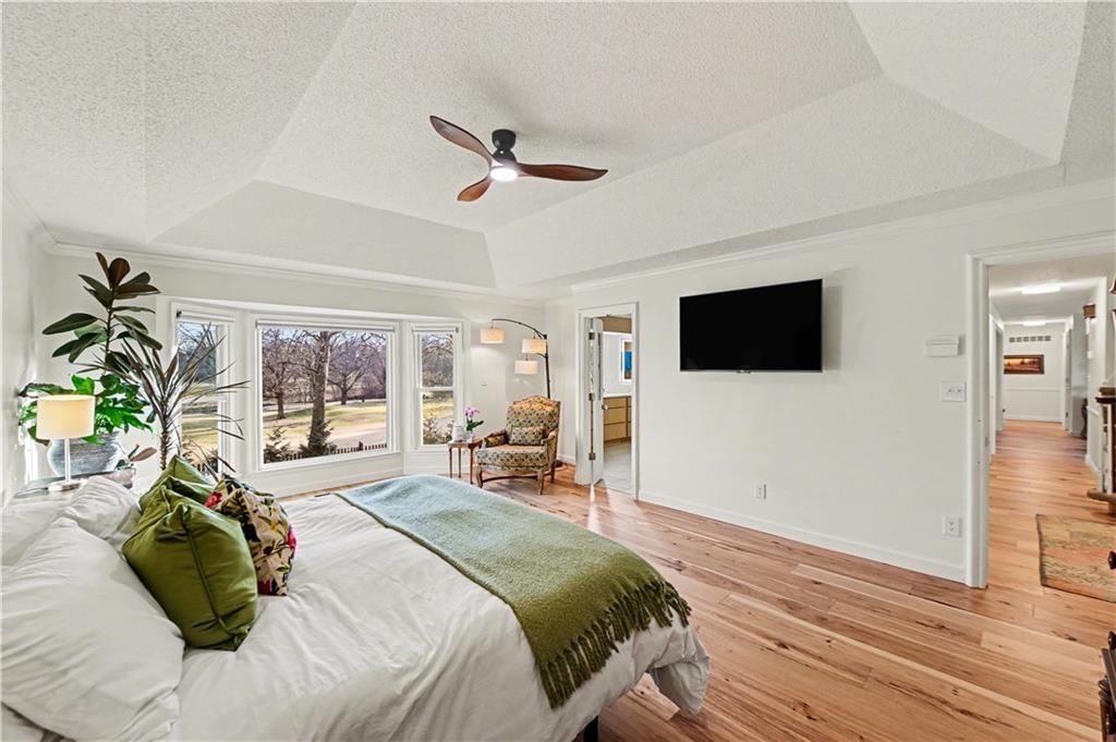 204 NW Golfview Drive — photo 22
