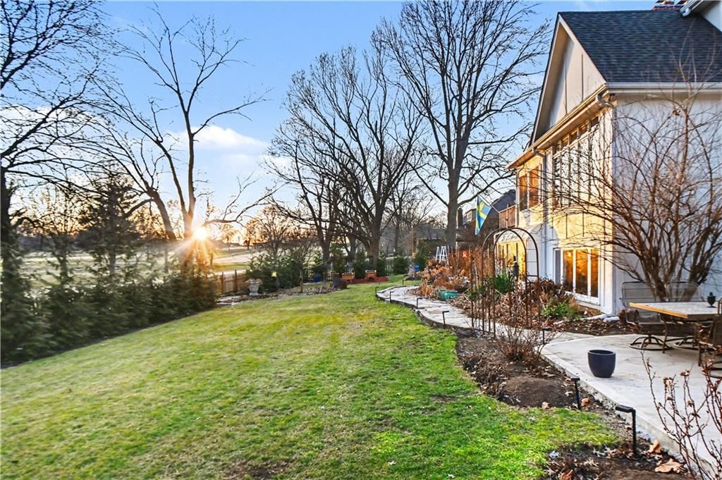 204 NW Golfview Drive — photo 43
