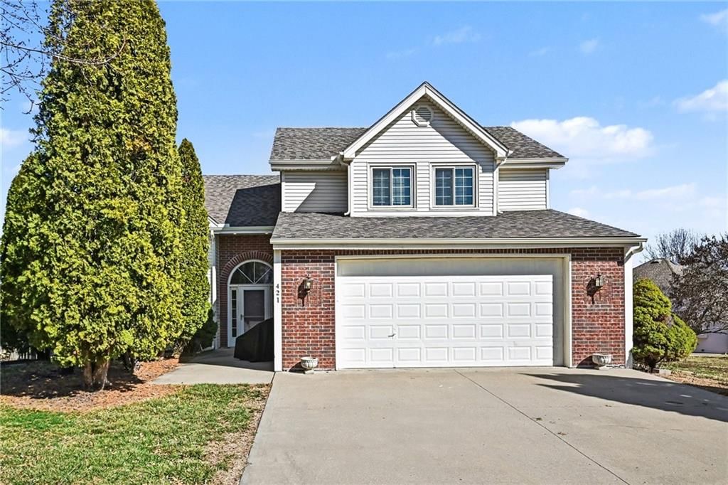 421 Fletcher Drive — photo 2