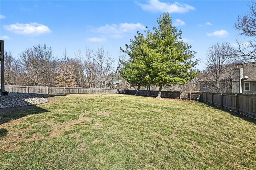 421 Fletcher Drive — photo 33