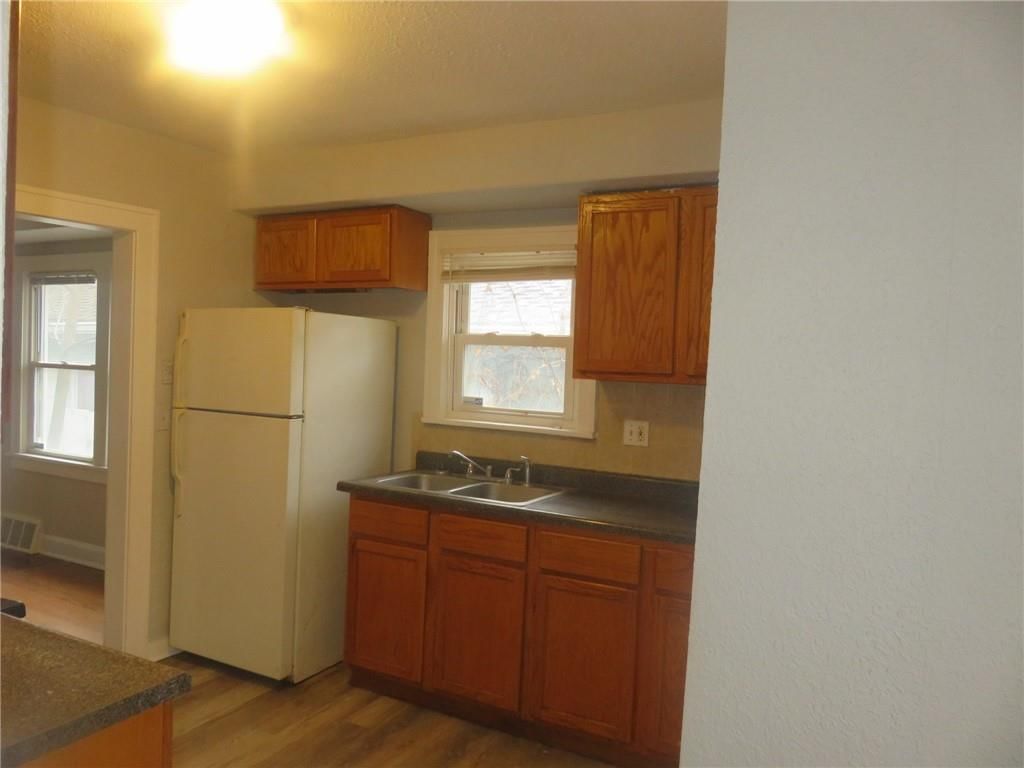 3942 Myrtle Avenue — photo 8