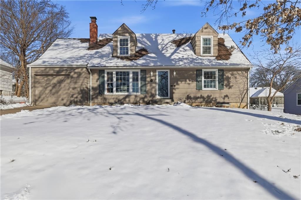 3718 NE 48th Street — photo 1
