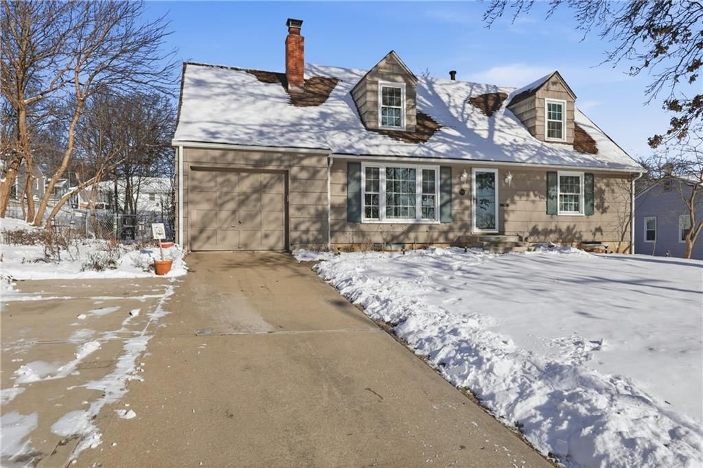 3718 NE 48th Street — photo 2