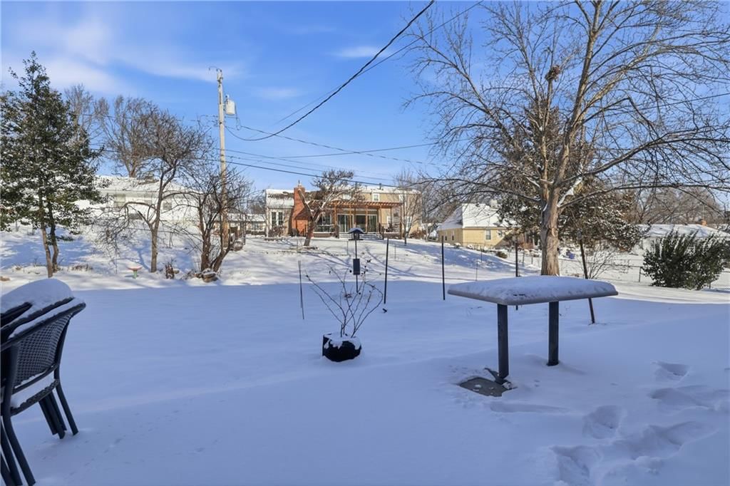 3718 NE 48th Street — photo 25