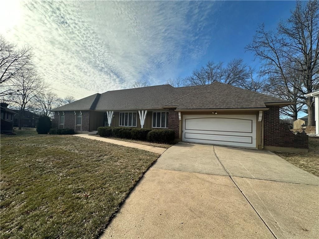 9510 HARDY Avenue — photo 2