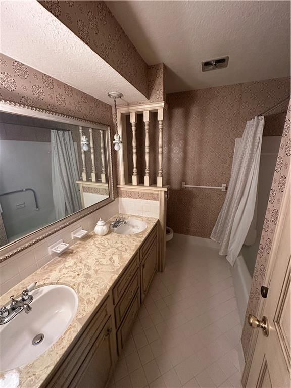 9510 HARDY Avenue — photo 17