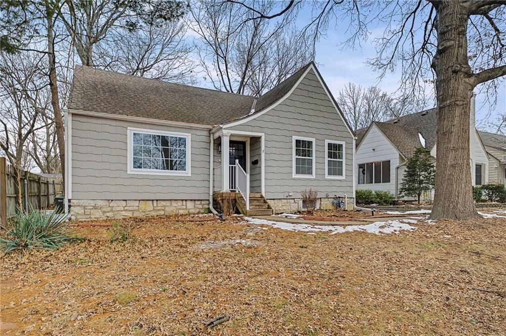 7221 Walnut Street, Kansas City, MO