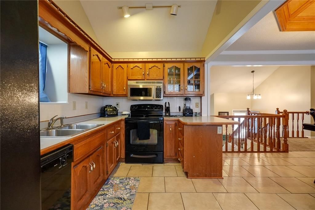 304 W Calico Drive — photo 13