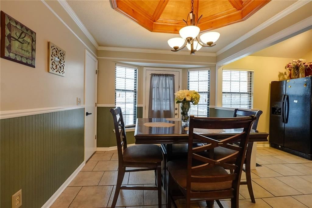 304 W Calico Drive — photo 16