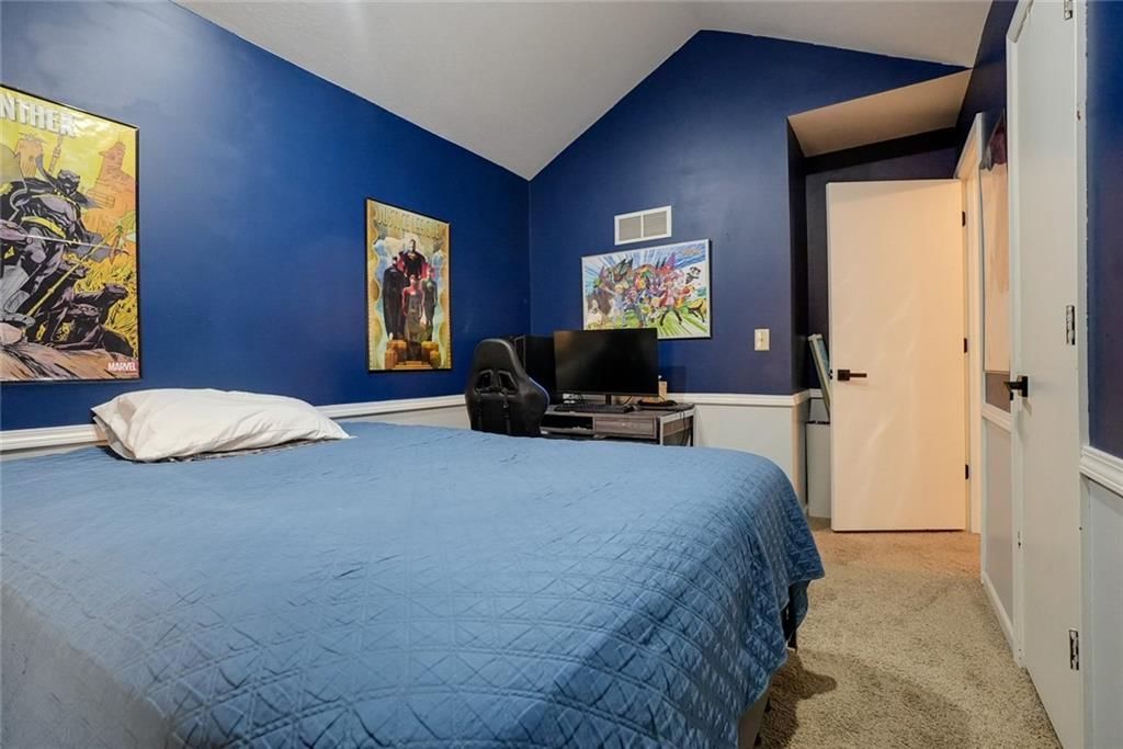 304 W Calico Drive — photo 17