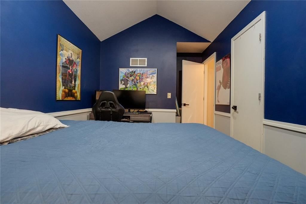 304 W Calico Drive — photo 18