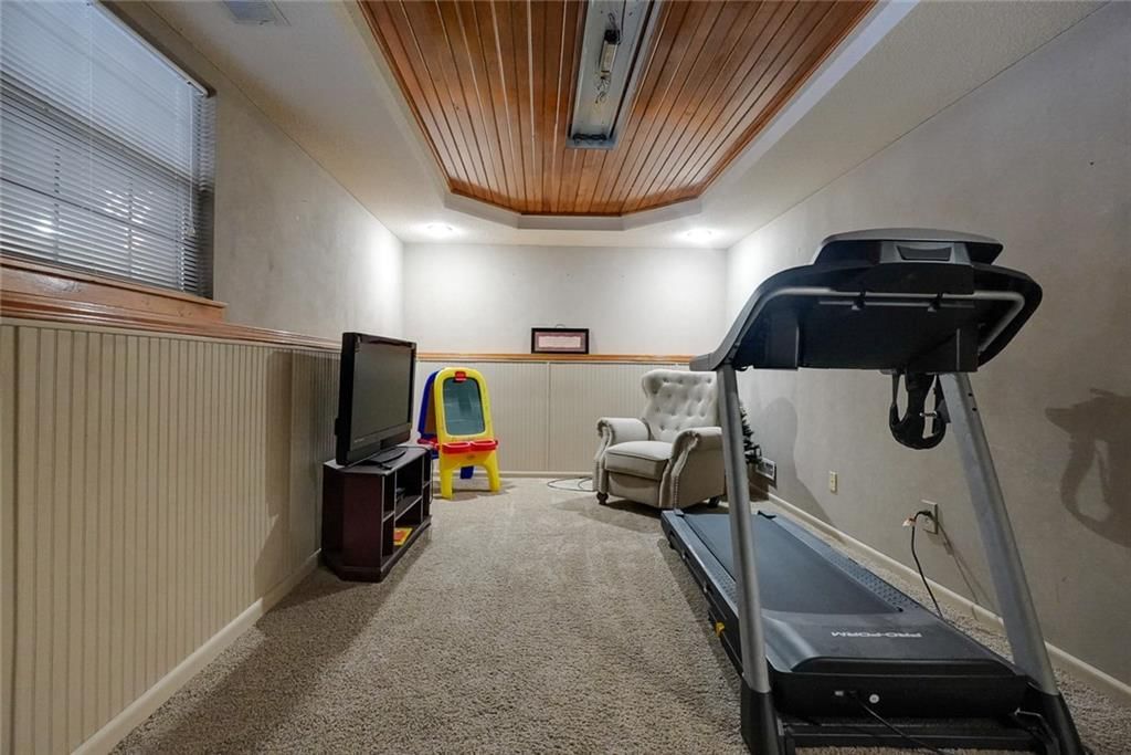 304 W Calico Drive — photo 33