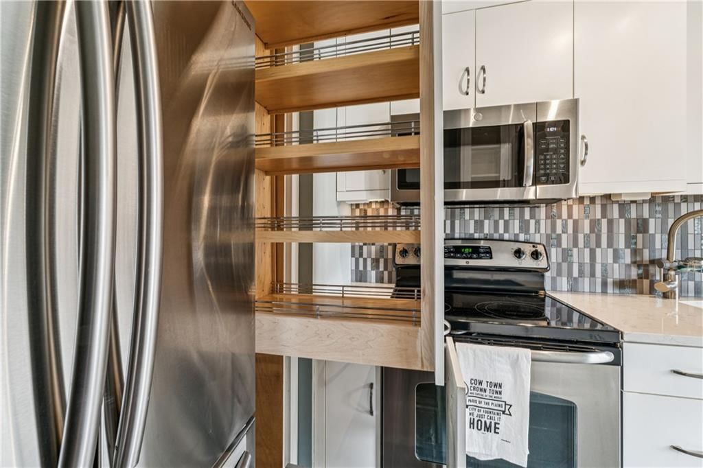 333 W Meyer Boulevard — photo 14