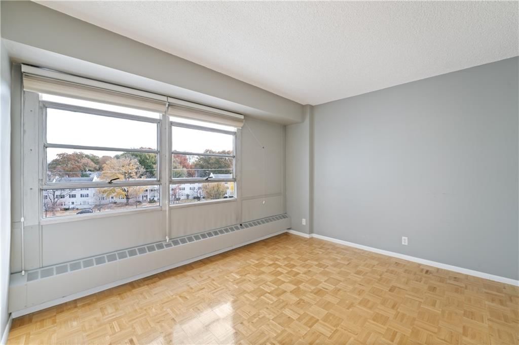 333 W Meyer Boulevard — photo 17