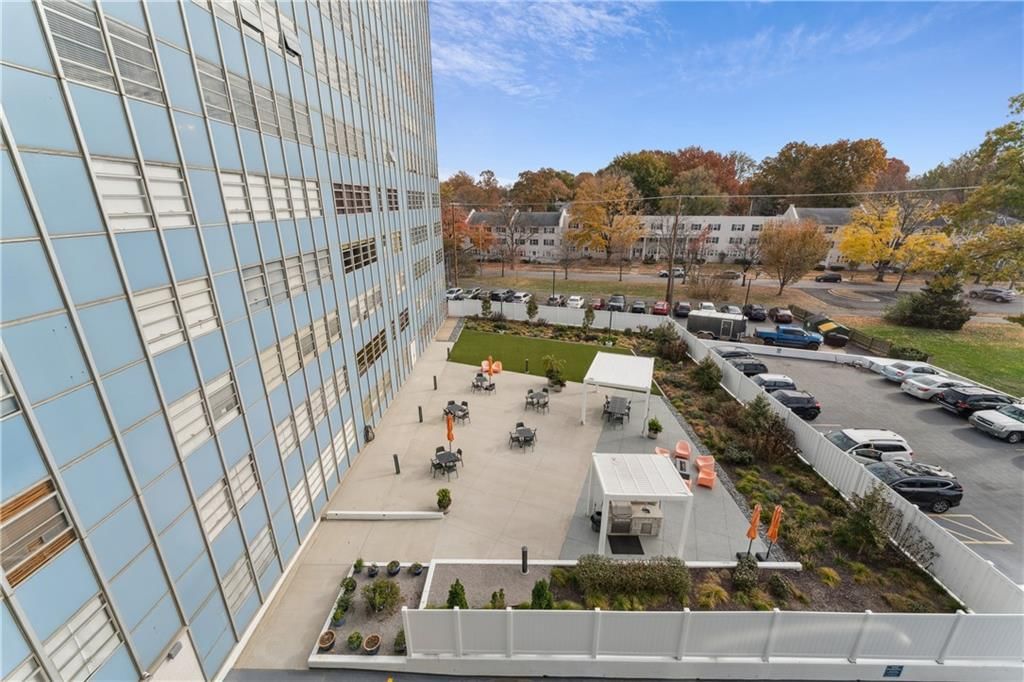 333 W Meyer Boulevard — photo 20