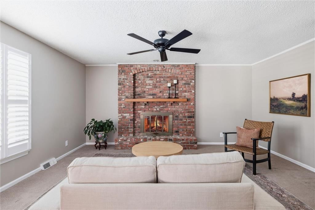 12711 W 101st Street — photo 4