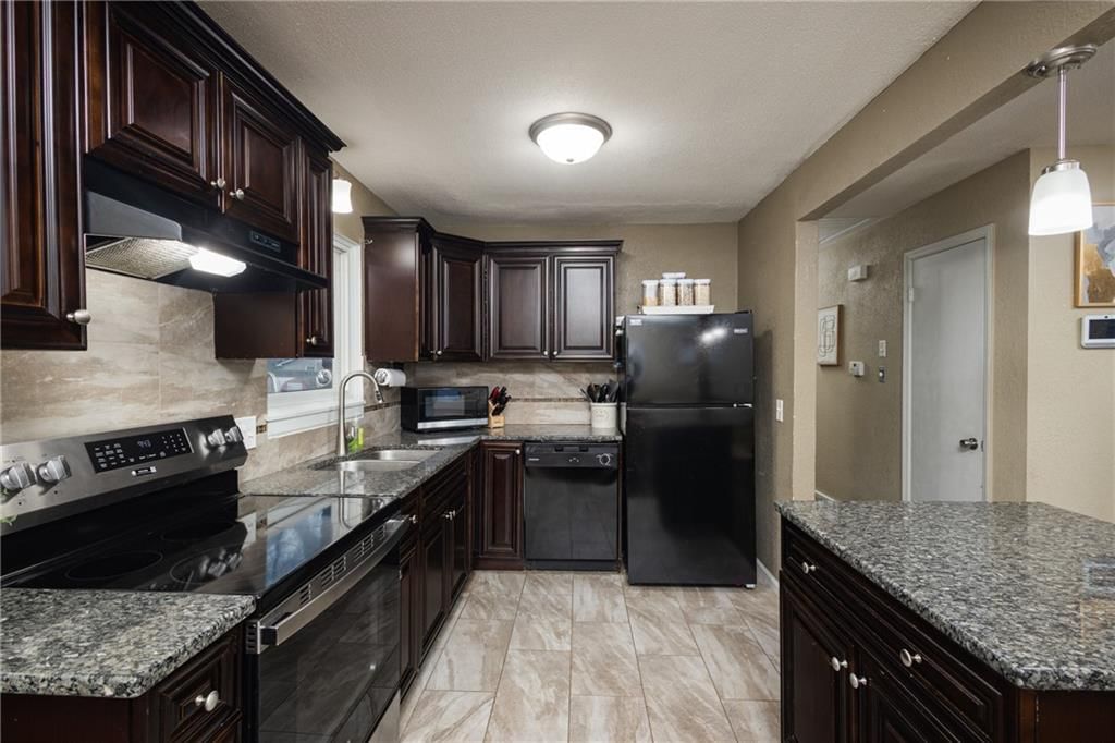 1309 S McHenry Street — photo 13
