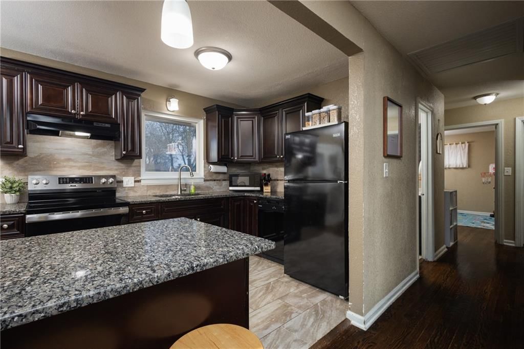 1309 S McHenry Street — photo 17