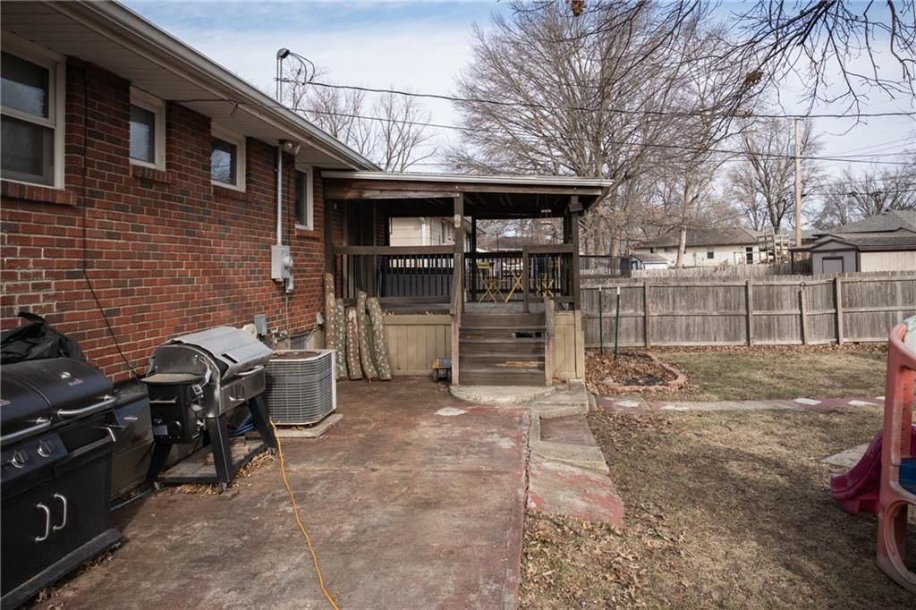 1309 S McHenry Street — photo 34