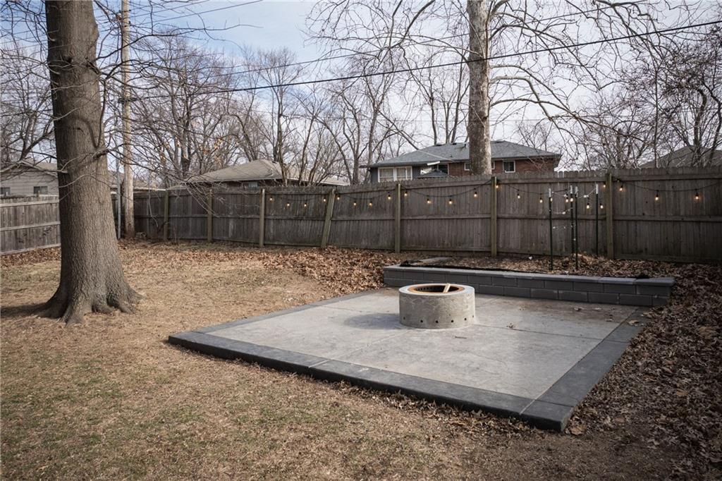 1309 S McHenry Street — photo 36