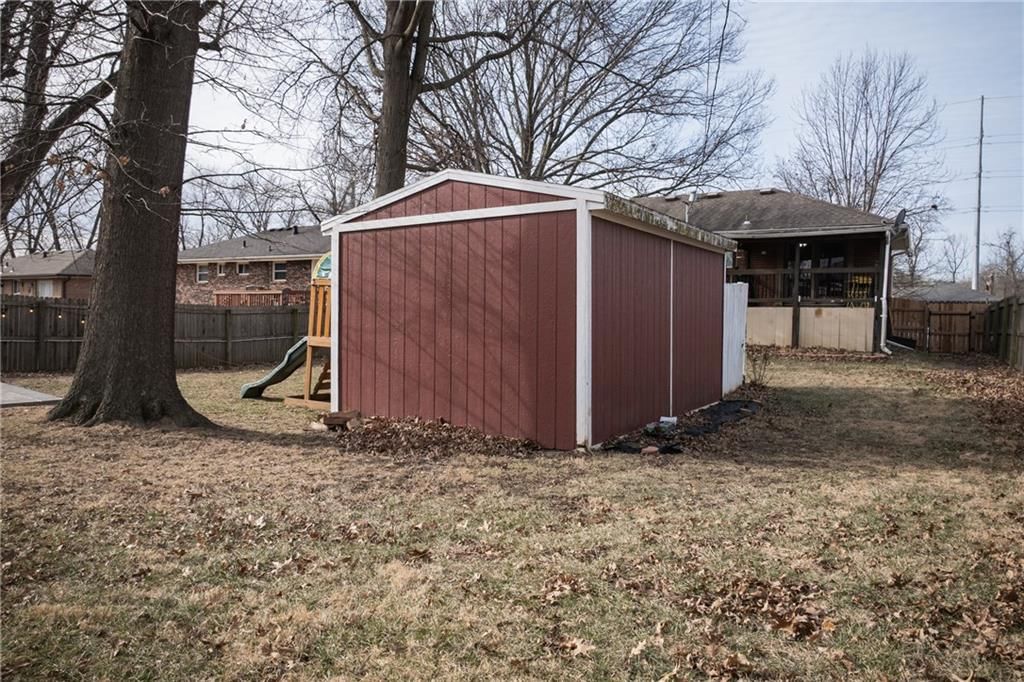 1309 S McHenry Street — photo 40