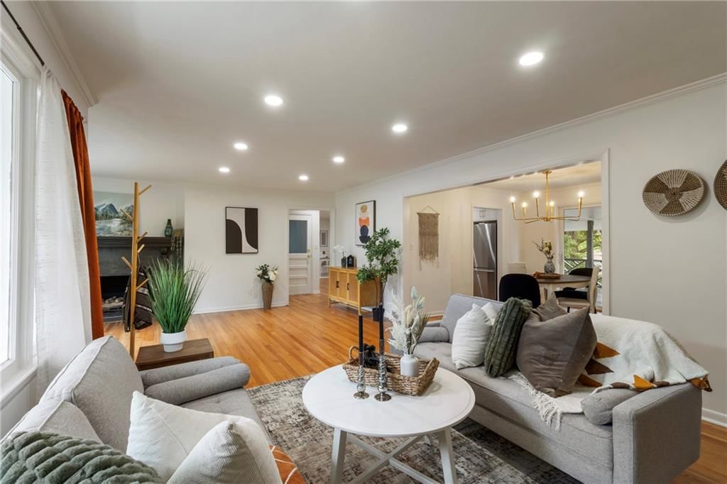 508 W 96th Terrace — photo 17