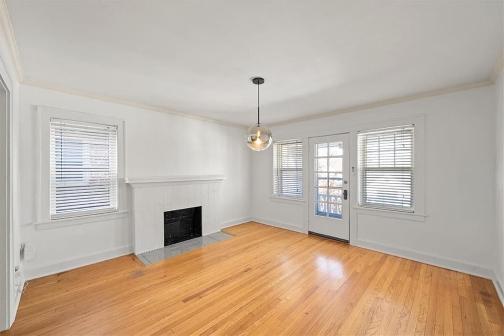 311 E 43rd Street — photo 10