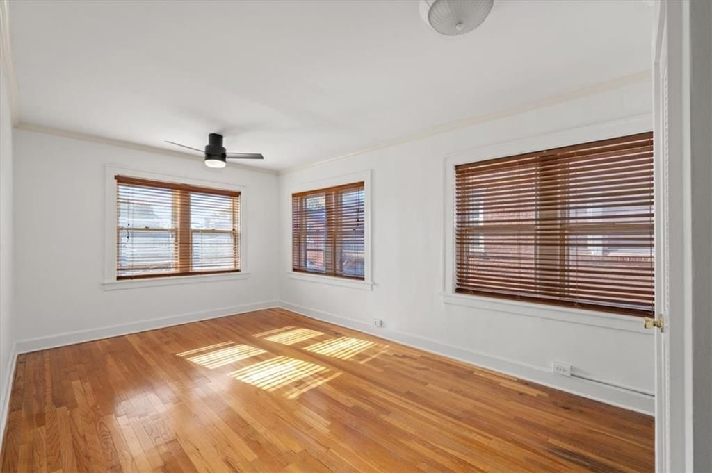 311 E 43rd Street — photo 14