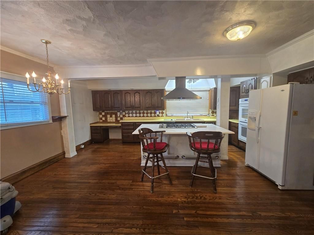 3207 Victor Street — photo 10