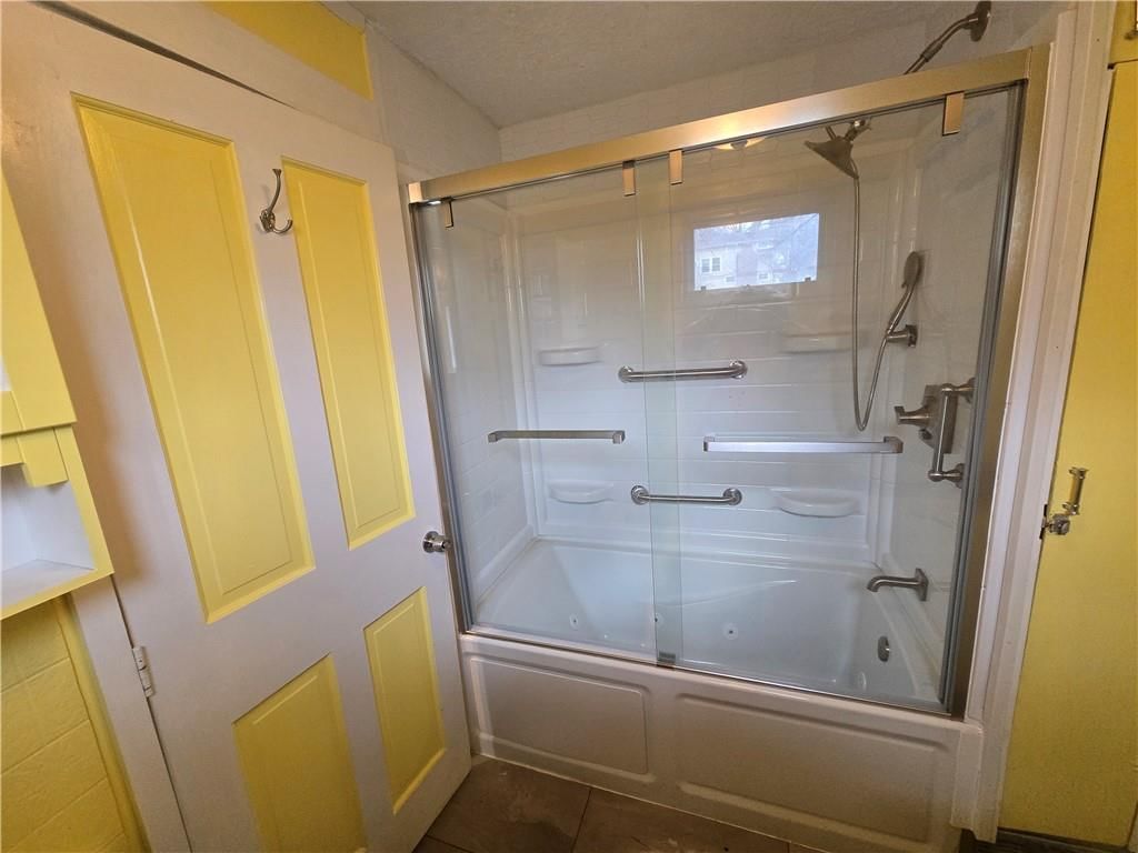 3207 Victor Street — photo 17