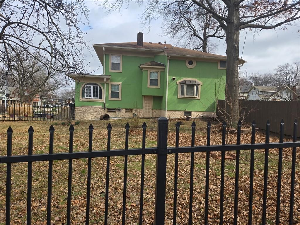 3207 Victor Street — photo 29