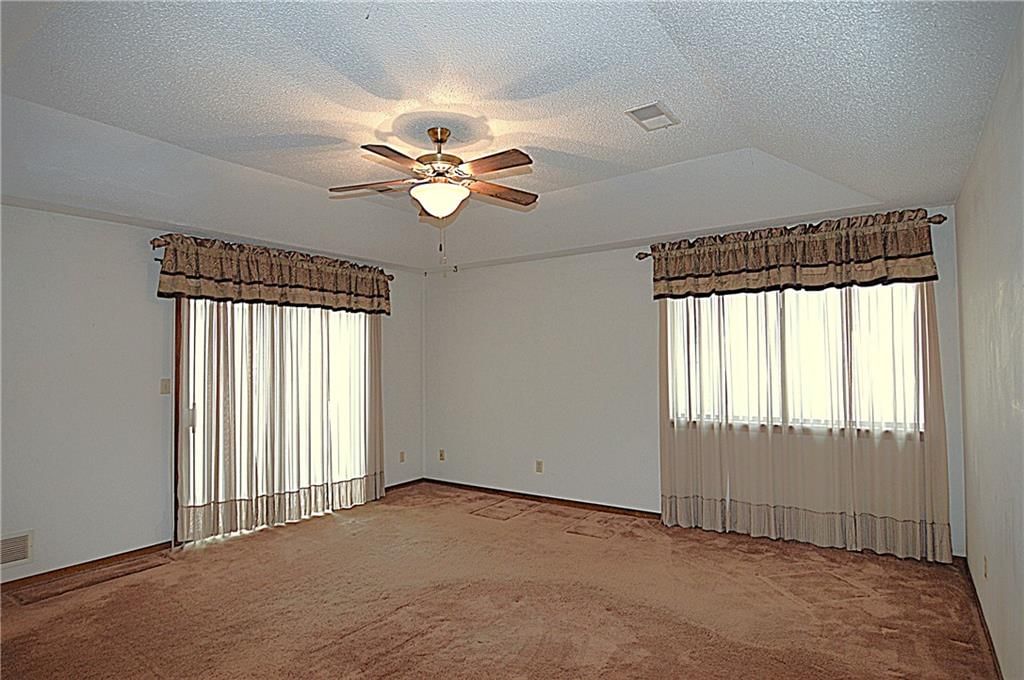 9734 Reeder Street — photo 16