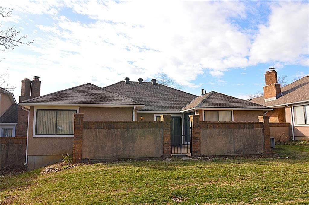 9734 Reeder Street — photo 32