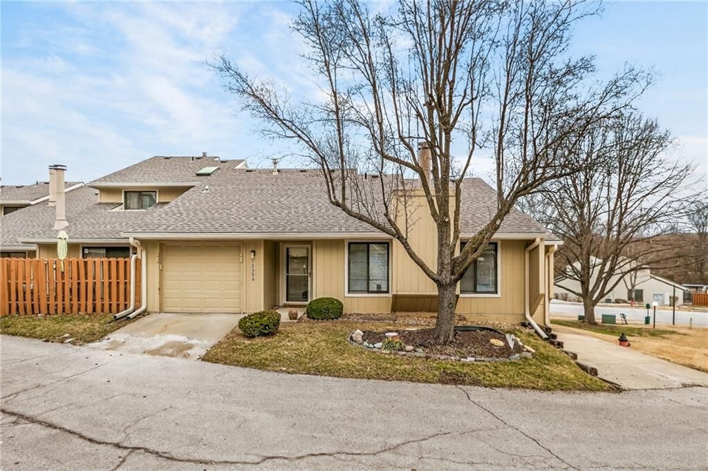 12326 Charlotte Street, Kansas City, MO