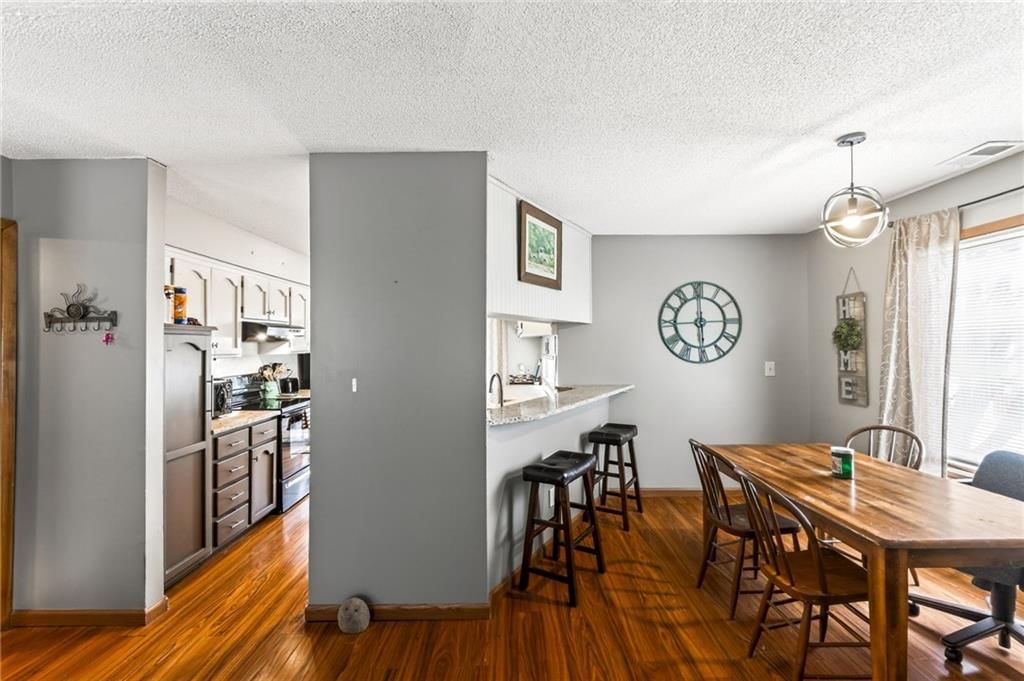 12326 Charlotte Street — photo 9