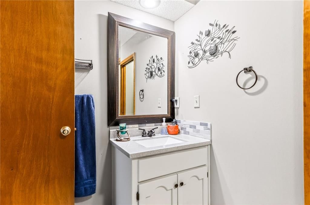 12326 Charlotte Street — photo 15